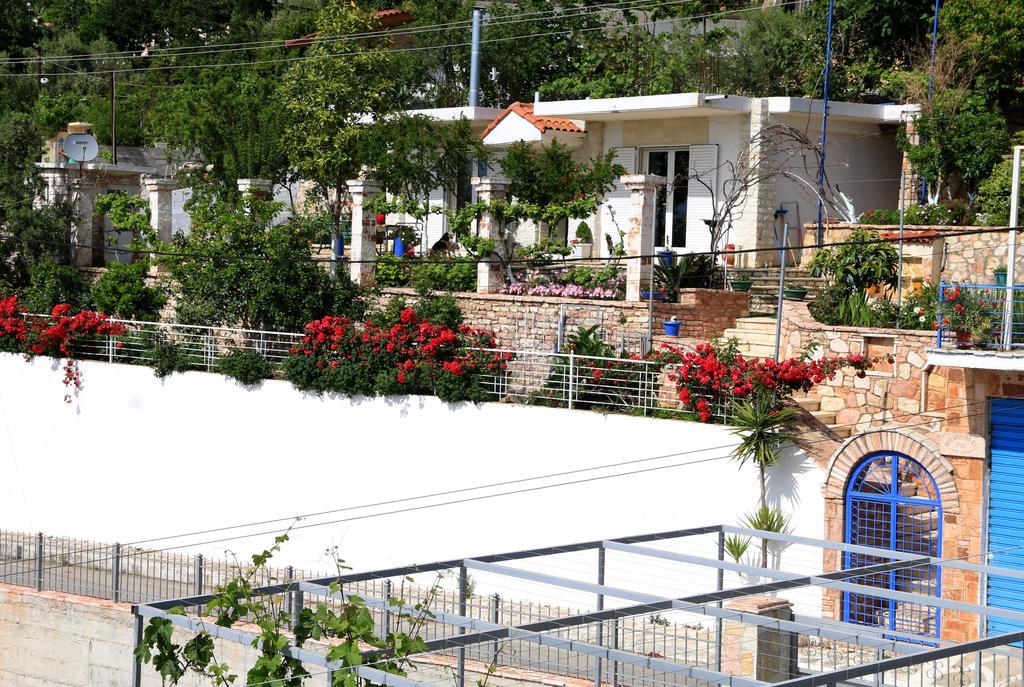Holiday Home Ali Piqeras Kültér fotó