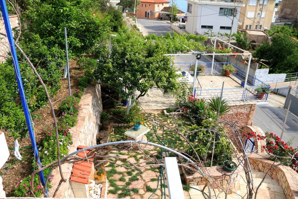 Holiday Home Ali Piqeras Kültér fotó